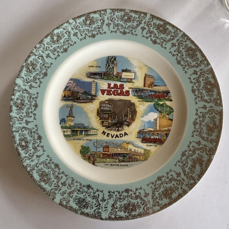 Vintage Las Vegas 9 1/4” State Souvenir Collector Plate
