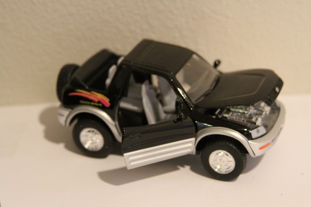 Kinsmart toyota bb