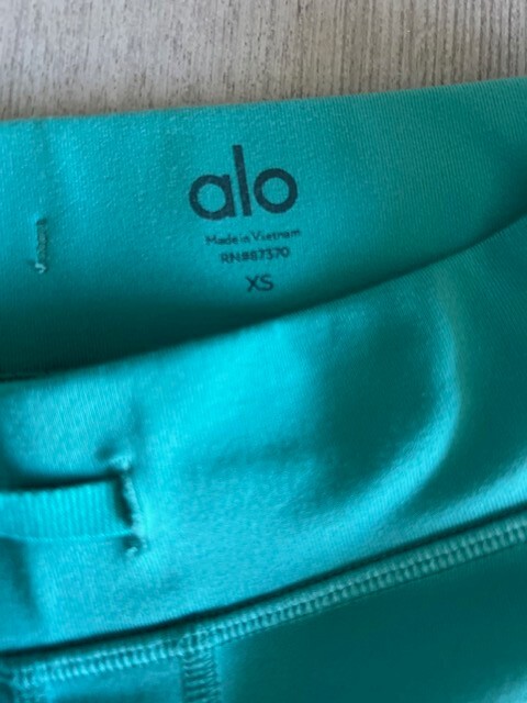 NWT ALO YOGA 7/8 High-Waist Checkpoint Legging in Ocean Teal XS | eBay