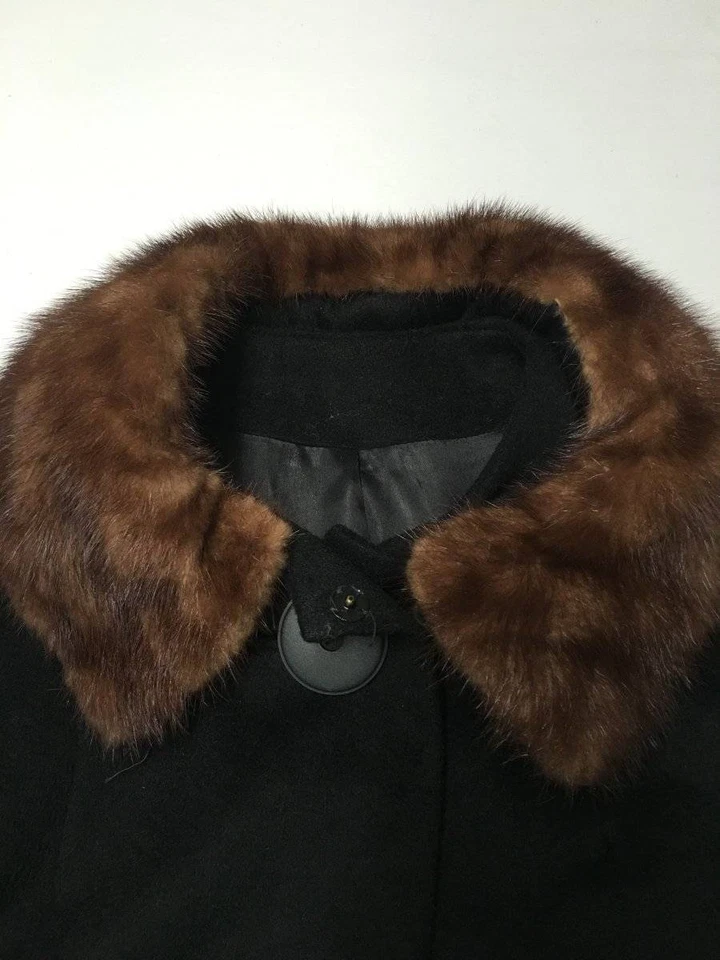 Abrigo de piel real de lana con botones negro vintage para mujer talla L? Foto 3 de 4