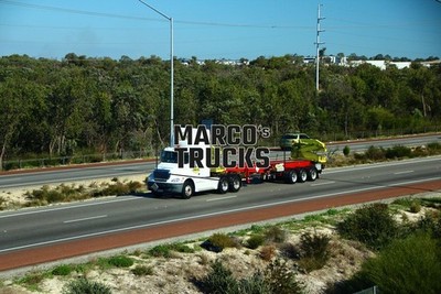 LKW Foto Freightliner Pritschen-LKW Australien weiß LINFOX #g8xq