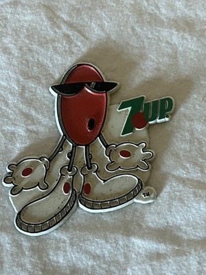 vintage 7up spot Magnet - Hang Spot In Your Favorite place - 7Up Hero / 2 X 3