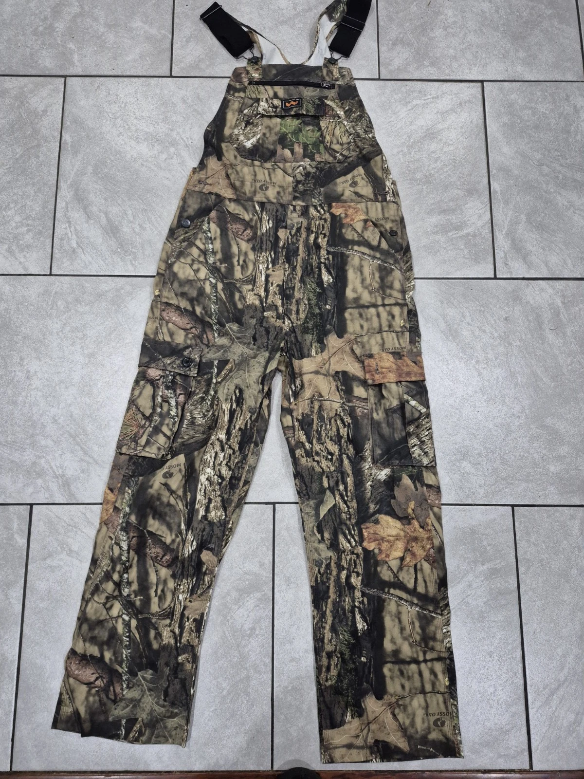 Walls Outdoor Overalls Mossy Oak Country Camo Cargo Pants Sz Med
Opens in a new window or tab