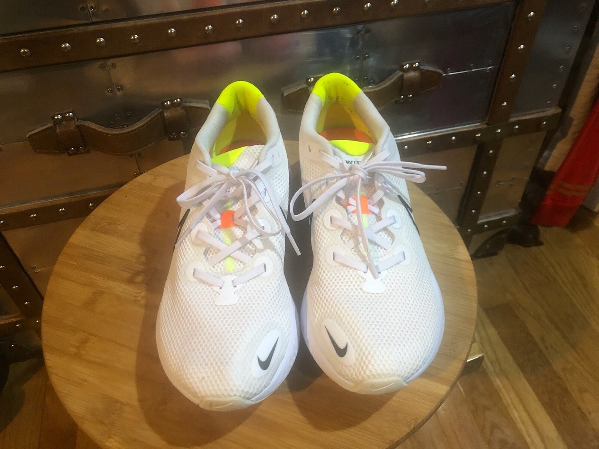 NIKE リニューラン CK6357-100 ランニングシューズ　ウォーキング $_57.JPG?set_id=8800005007