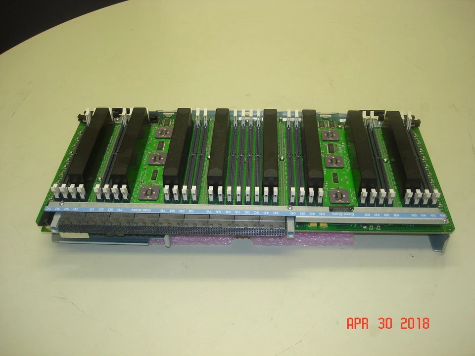 A7124-60302 32 SLOT MEMORY CARRIER FOR HP RX4640 OR RP4440 SERVERS - Image 2 of 4