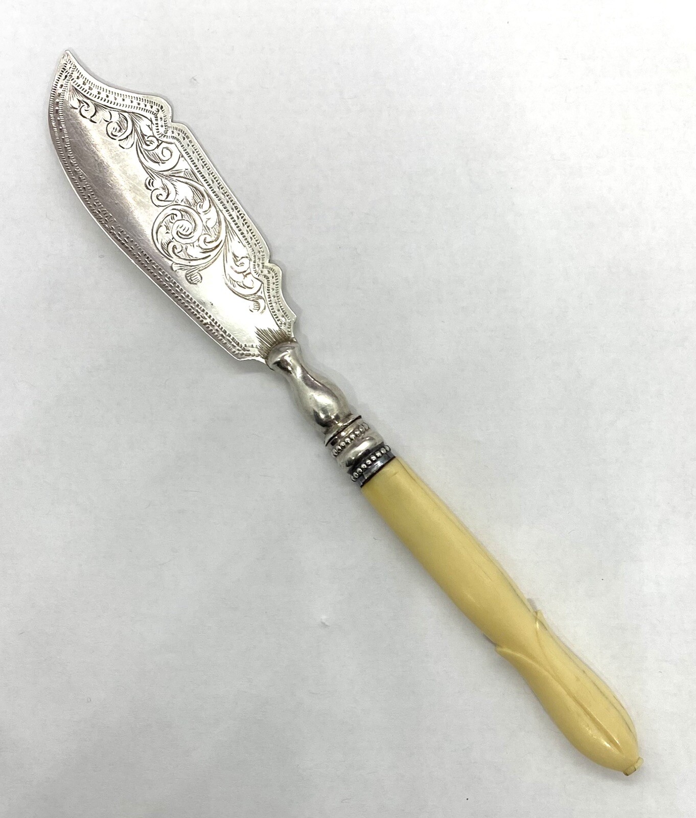 Antique Victorian Hallmarked Sterling Silver Bone Handle Butter Knife 7