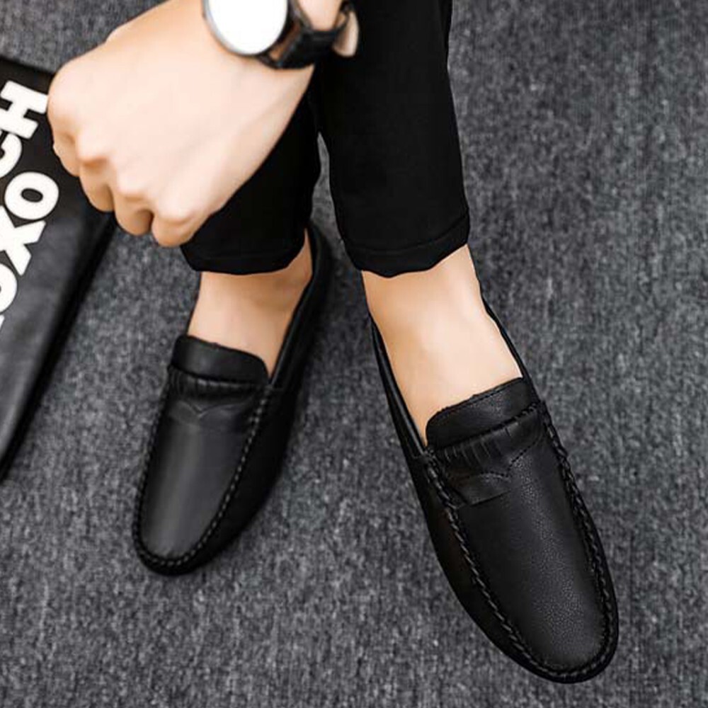 black casual loafers for men