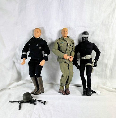 Gi Joe and other military 12-inch figures 1990s snake eyes