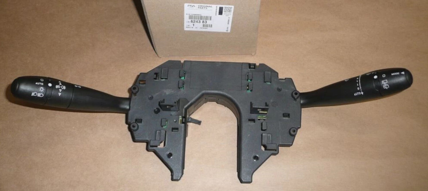 Commodo phare clignotant original Citroën C5 III 6243.83 de rechange noir
