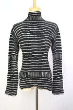 Special Price Authentic ISSEY MIYAKE Black Pleats Top 078 0180