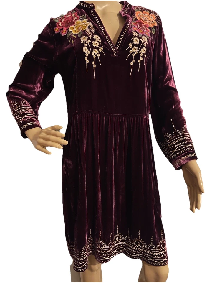 JOHNNY WAS S 码天鹅绒连衣裙 PLUMFLORAL 刺绣波西米亚 L/S RAYON/SILK — 第 2/4 张图片