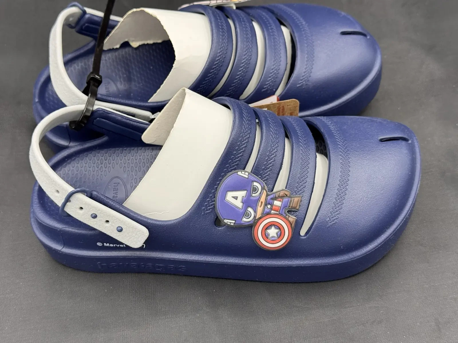 Havaianas Marvel Kids Clog Sandals Navy Blue Captain America Thor UK 3.5-4 image 3
