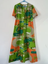 Vintage Napili Island Aloha Hawaiian Dress  MuuMuu Made in Hawaii Tiki