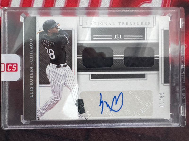 2020 Panini National Treasures Luis Robert RC Dual Relic Auto Autograph #9/10