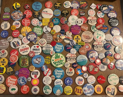 Vintage Pinback Button Lot Mixed Advertising Political Holiday 120+ Pieces 3lbs