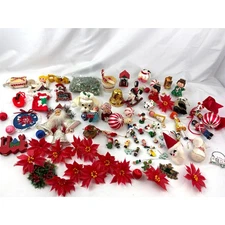 Lot of Vintage Christmas Ornaments & Decorations Mixed Assortment Poinsettias 75