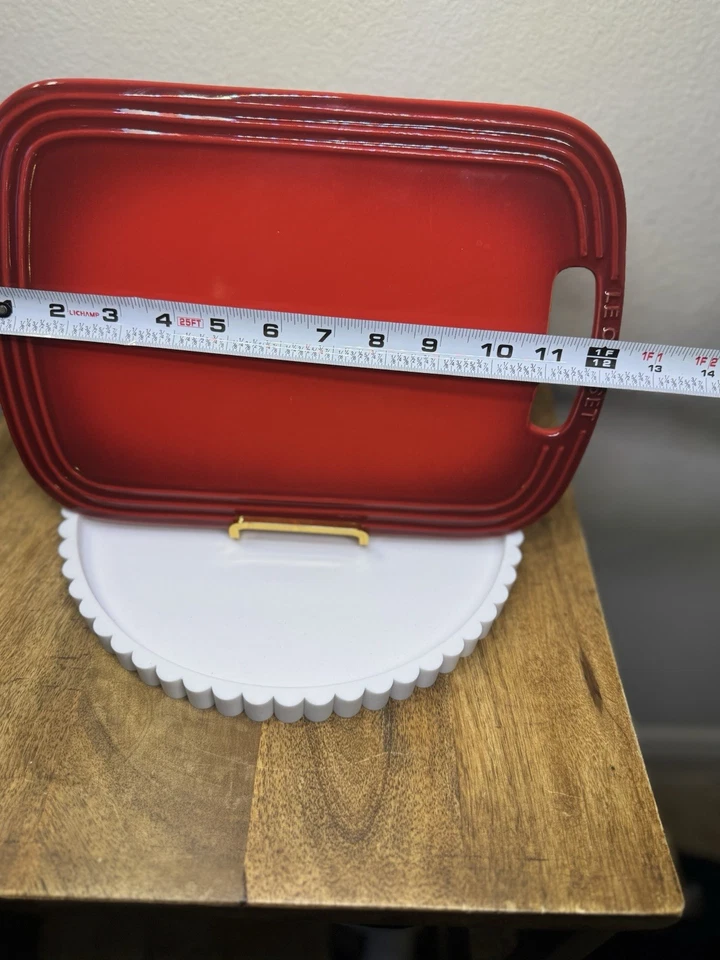 Bandeja de gres esmaltado rojo Le Creuset  Foto 3 de 4