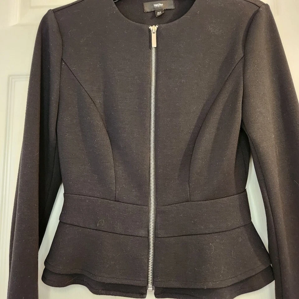 Chaqueta Mossimo Negra Peplum Talla: XS Favorecedora Cremallera Frontal Foto 3 de 4