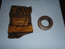New Nos Gm Hydramatic Transmission Tail Shaft Seal 8612229 Chevrolet Oldsmobile New Nos Gm Hydramatic Transmission Tail Shaft Seal 8612229 Chevrolet Oldsmobile