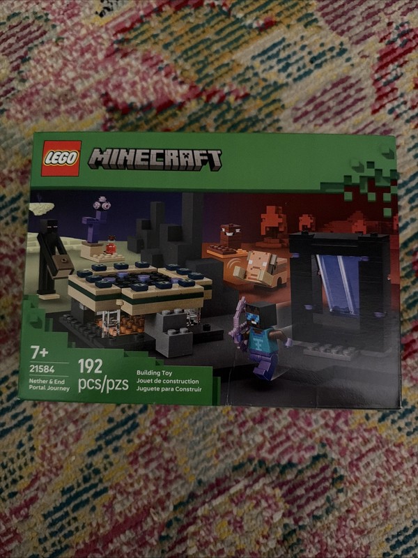 LEGO Minecraft Nether & End Portal Journey 21584 w/ Enderman Hoglin 192 pcs