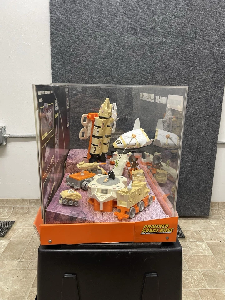 1999 Store Display Matchbox Powered Space Base Mega Rig Mattel Wheels Moon Vtg - Image 4 of 4