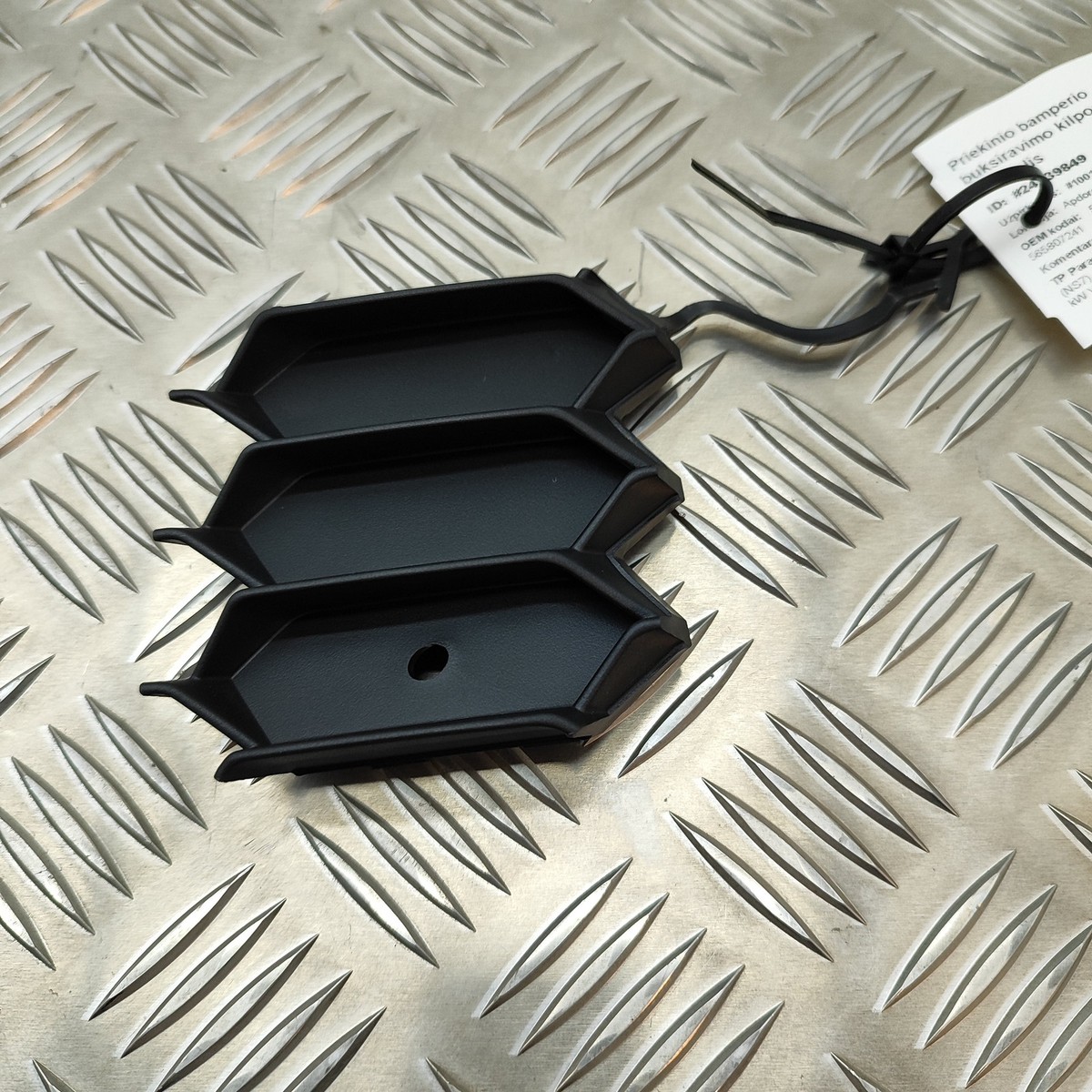 k Iconic Auctioneers | 2000 Kawasaki ZXR400-L9 398cc-Sold