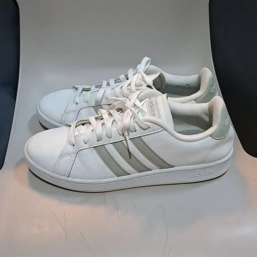 Adidas Grand Court 290mm Sneakers thumbnail 3
