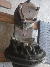 87355 FRONT WHEEL DRIVE GEAR BOX   TENNANT 7300 & MORE - GEAR BOX ONLY