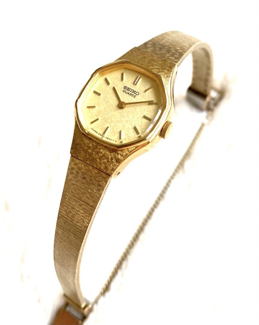 SEIKO セイコー 80S レトロ オクタゴン クォーツ レディース 腕時計 SEIKO Octagon Women's Quartz Watch Silver Tone 19mm Vintage