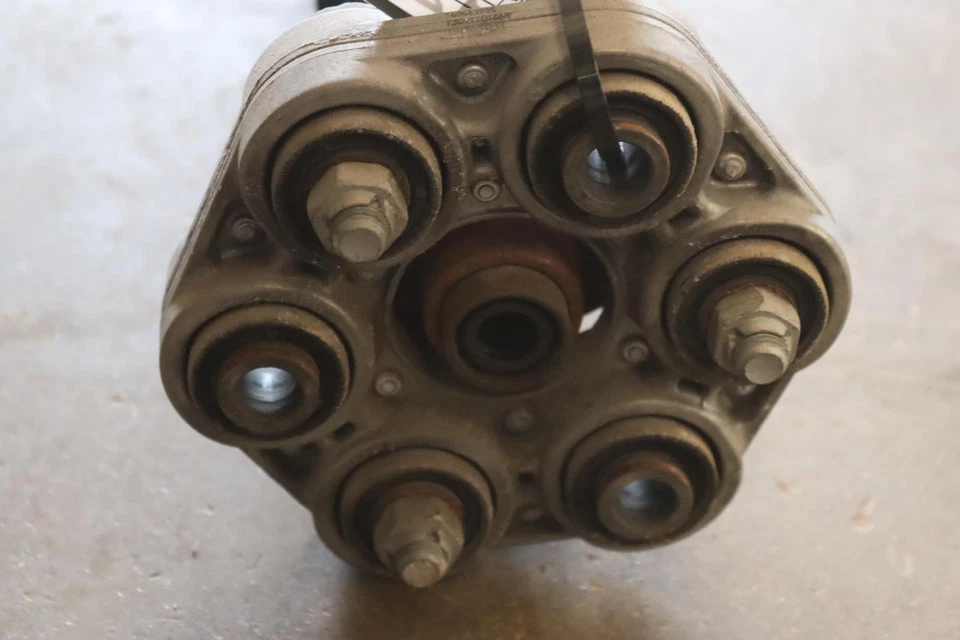 BMW 740LI 2013-2015 LWB F02 tracción trasera eje de transmisión cardan hélice OEM Foto 3 de 4