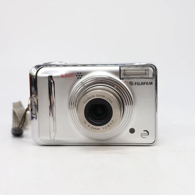 Fujifilm FinePix A600 Compact Digital Camera 6.3MP 3x Zoom 2.4in Silver