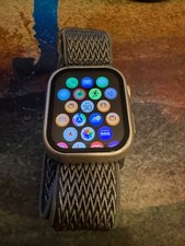 Apple Watch Series 8 41mm GPS Starlight Alumi...