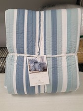 Levtex Home Truro Reversible Floral/Stripes 3 Piece King Quilt Set Blue/ White