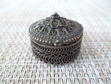 Snuff Box Pill Box Round  Antique Filigree  Sterling Silver  Victorian 14.7 gr