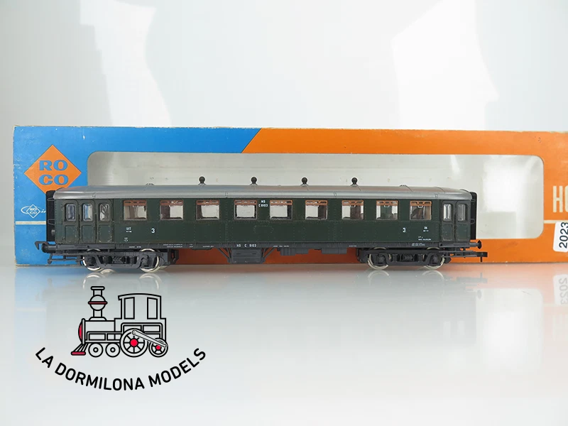 MG2023 H0 =DC ROCO 4219 Personenwagen C8103 NS - OVP