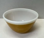 Vintage Pyrex Harvest Gold Mixing / Butterscotch Bowl # 401 1 1/2 Pint