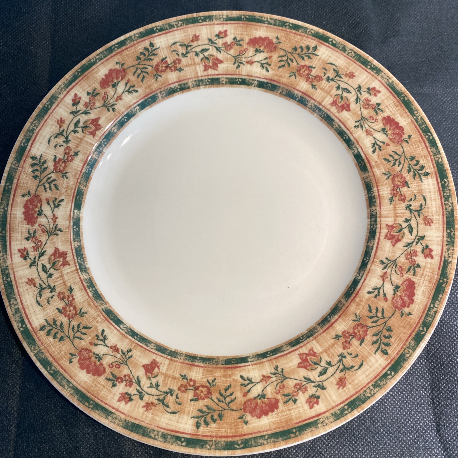Johnson Bros England McBaine Lunch Plate 8 7/8”