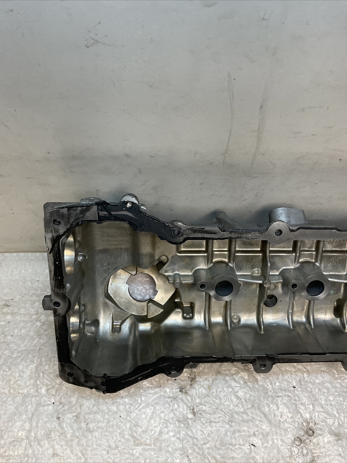 14-17 Maserati Ghibli ￼￼3.0L ENGINE LEFT CYLINDER HEAD VALVE COVER 36,485 Miles