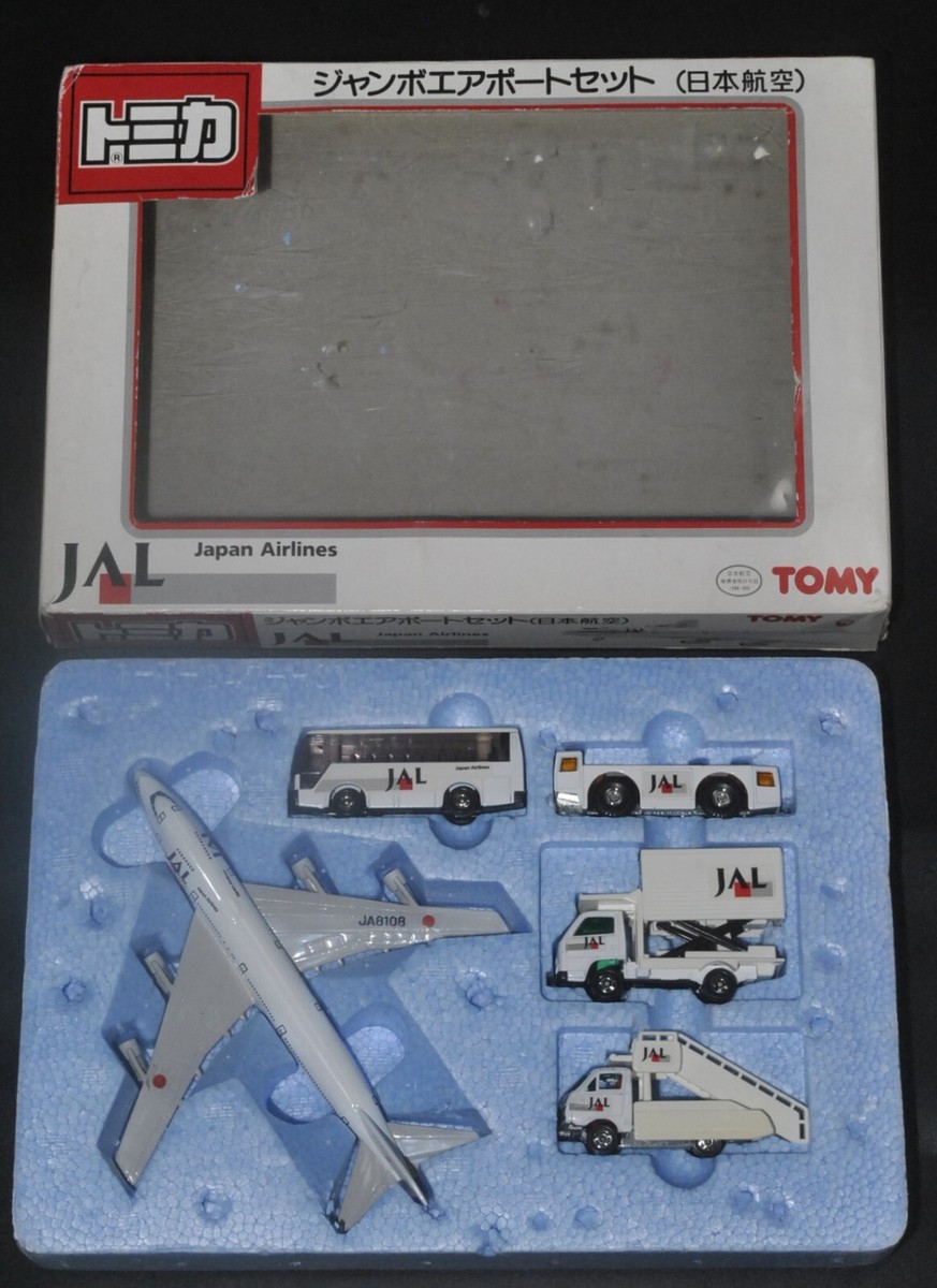 【H099】tomica 飛行機 Boeing747 4点まとめ H099】tomica 飛行機 Boeing747 4点まとめ - メルカリ