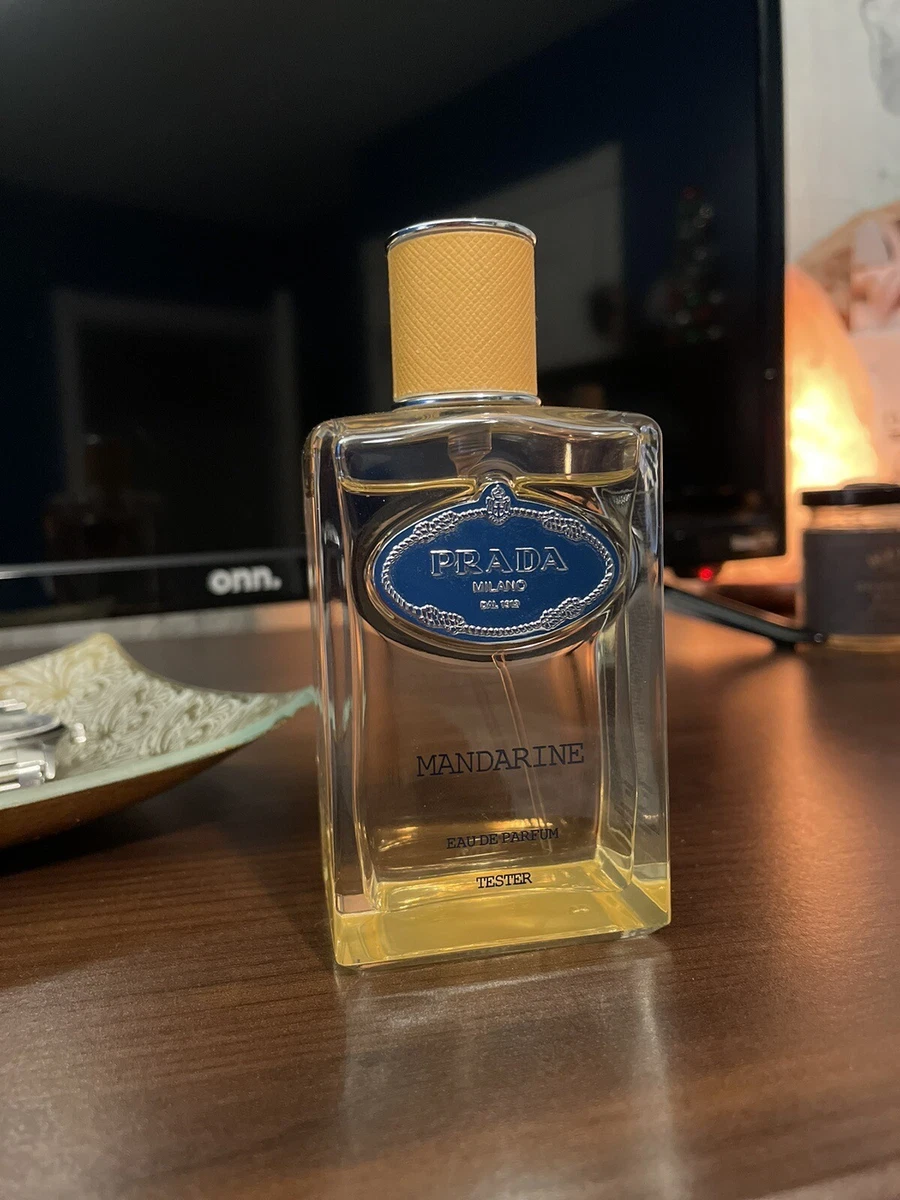 Prada top mandarine parfum