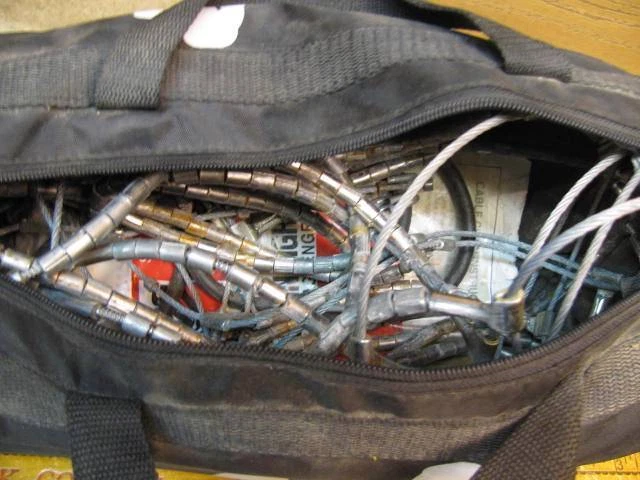 Juego de 2 cadenas de cable para neumáticos de pasajeros Glacier 1038 Foto 2 de 3