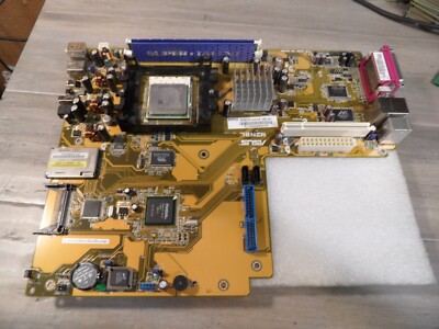 ASUS M2N8L Motherboard With Athlon 64 X2 4000 CPU And 1 Gb Ram AM2