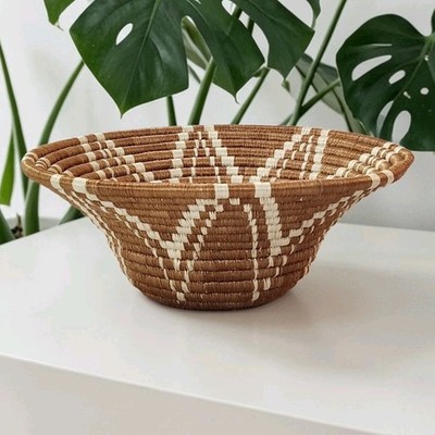 Vintage Primitive Coil Basket Grass Hand Woven Star Basket Bowl 9  Brown Tan EC 