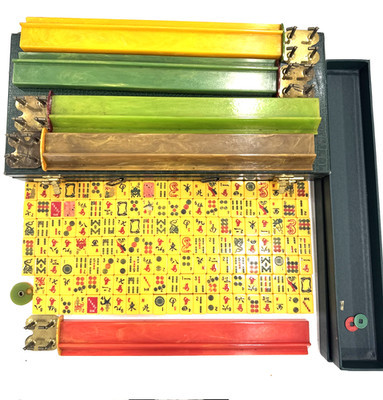 Vintage Cardinal Bakelite Mahjong Set 152 Tiles Complete 1940s