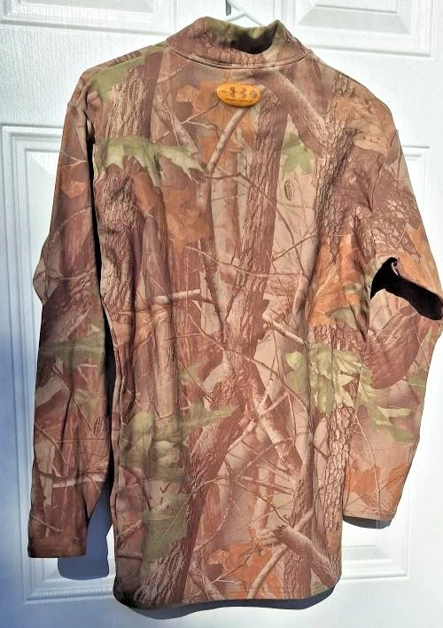 Under Armour MENS LARGE Realtree Camo Mock Neck Long Sleeve Compression Shirt - Image 2 of 4