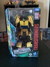 NEW Transformers Generations War for Cybertron  Earthrise Sunstreaker Hasbro MIB
