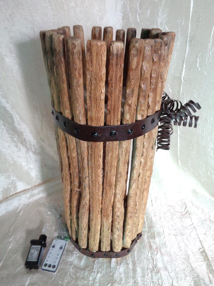 Saguaro Cactus Wood Ribs Hand Crafted Unique Floor Table Lamp   26" Tall  9" Dia - Image 3 of 4