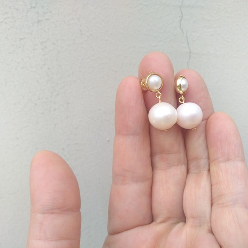 Delicados aretes de perlas colgantes/gotas blancas del Mar del Sur AAA+ de oro de 14 k P - Imagen 3 de 7