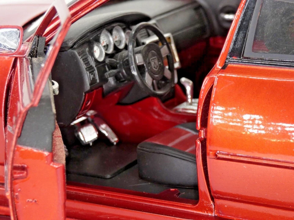 Dodge Charger HEMI RT Jada Toys DUB City personalizado 1:18 juguete coleccionable coche raro Foto 3 de 4