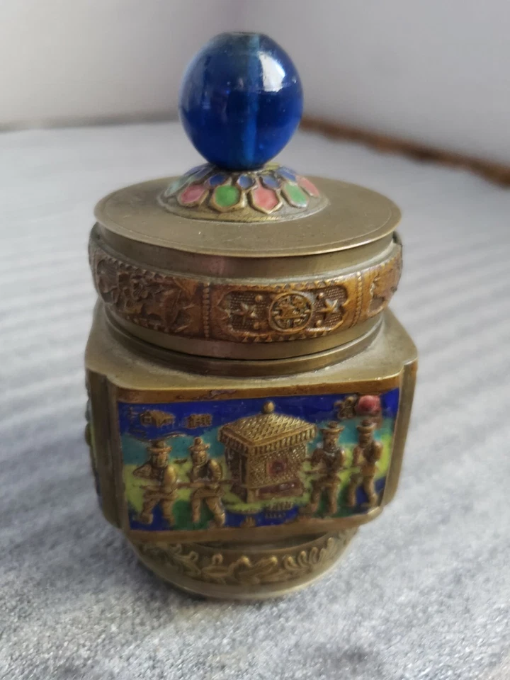 ANTIQUE CHINESE TEA CADDY *CHAMPLEVE ENAMEL on BRASS* BLUE GLASS - Image 4 of 4